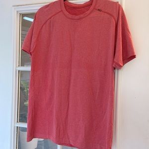 Men’s lululemon tech tee